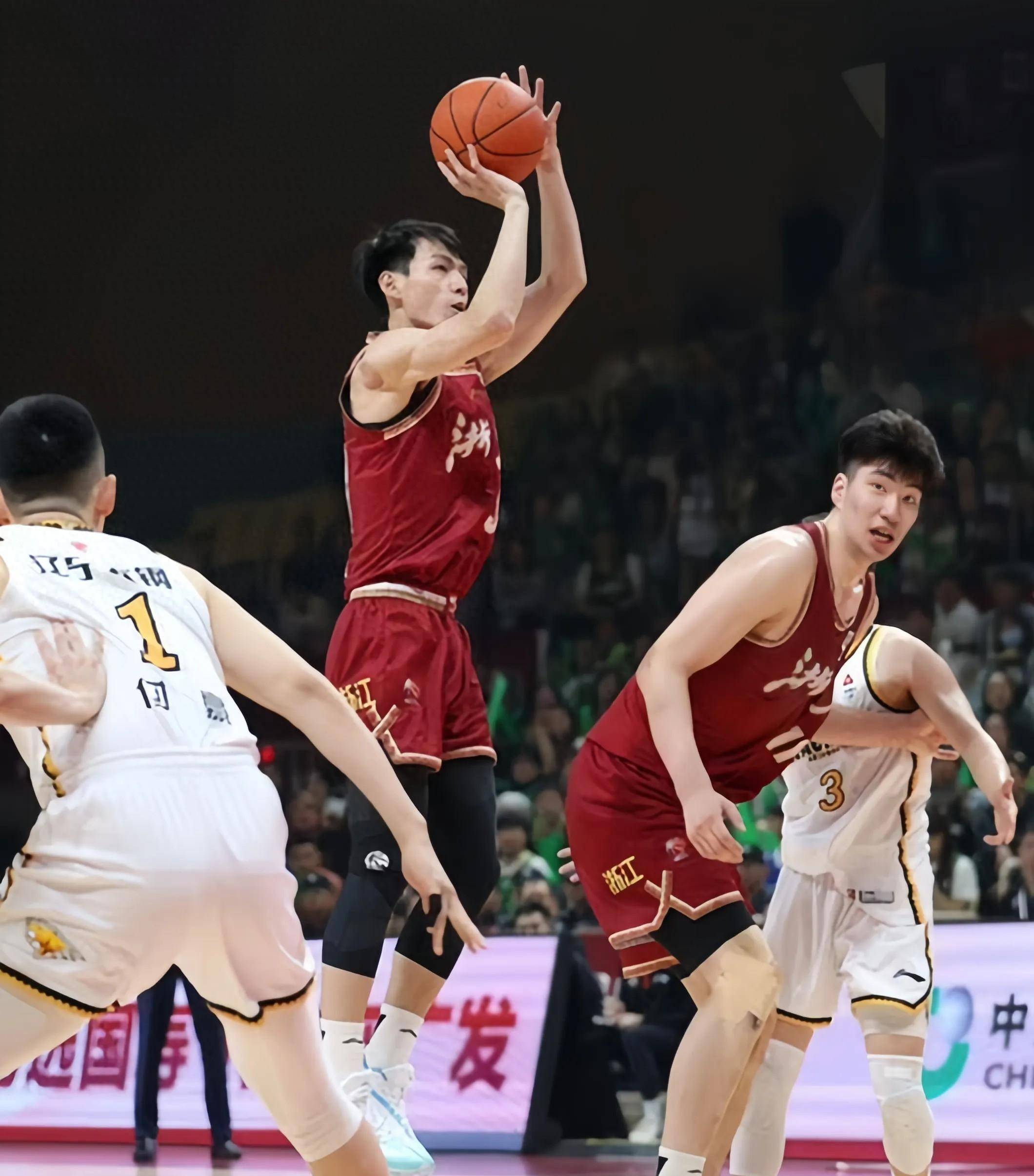 曼城4-0利物浦瓜帅再次统治德比（曼城4-0完胜利物浦 瓜迪奥拉再显德比统治力）